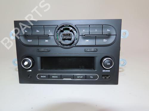Used Radio RENAULT TWINGO III (BCM_, BCA_) 1.0 SCe 65 (BCMJ) (65 hp) 20162857