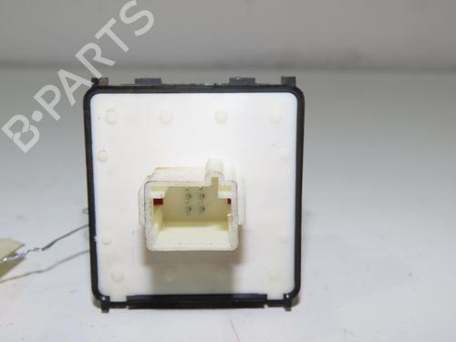 Used Left front window switch CITROËN C4 CACTUS 1.2 THP 110 (110 hp) 16487753