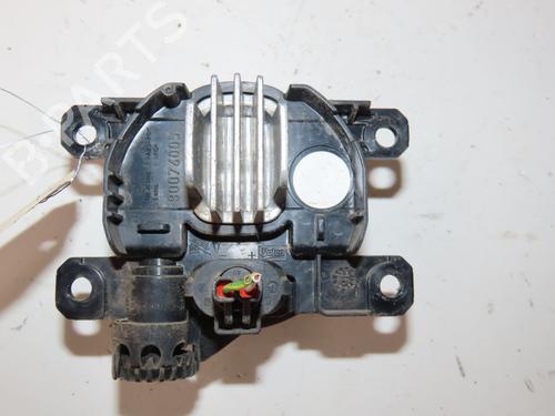 Used Left front fog light PEUGEOT 3008 II SUV (MC_, MR_, MJ_, M4_) 1.6 BlueHDi 120 (120 hp) 27992975