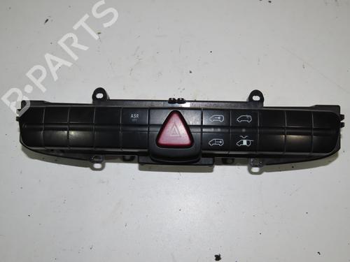 Used Warning switch Warning switch MERCEDES-BENZ VITO / MIXTO Van (W639) 111 CDI (639.601, 639.603, 639.605) (109 hp) 15672268 15672268