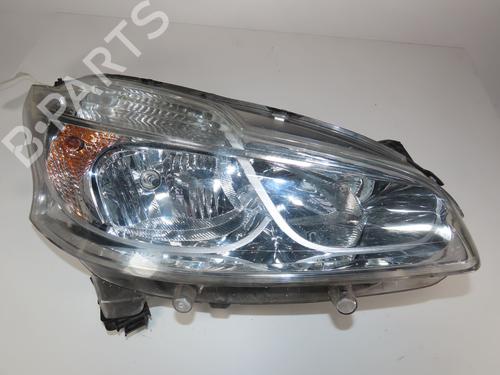 Right headlight PEUGEOT 208 I (CA_, CC_) 1.4 HDi | BP32200575C29