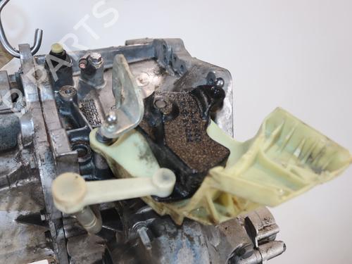 gearbox-citroen-c4-cactus-2014-40051645 main image