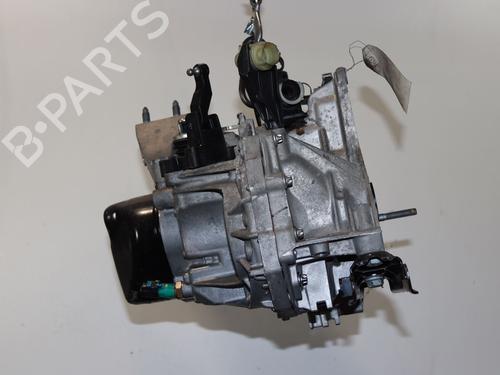 Used Gearbox DACIA SANDERO II 1.2 (75 hp) 9011053