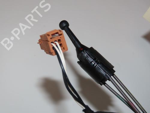 Used Right mirror PEUGEOT 208 I (CA_, CC_) 1.4 HDi (68 hp) 31151980