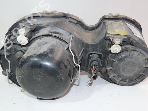 Phare gauche JAGUAR X-TYPE I (X400) 2.2 D (150 hp) 28206371