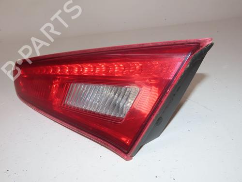 right-tailgate-light-alfa-romeo-giulietta-940_-2010-2011-2012-2013-2014-2015-2016-2017-2018-2019-2020-36681609 main image