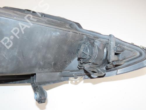 Phare droit FORD KA (RU8) 1.2 (69 hp) 31911889