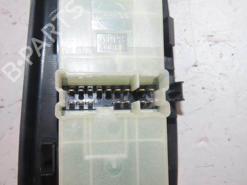 Used Left front window switch Left front window switch INFINITI EX 37 (320 hp) 40205031 40205031