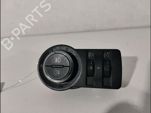 Used Headlight switch CHEVROLET ORLANDO (J309) 2.0 D (163 hp) 12954517