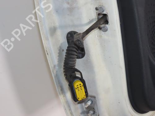right-front-door-renault-twingo-ii-cn0_-2007-40205009 main image
