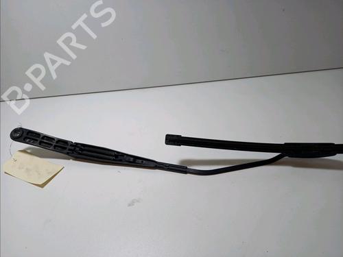 Used Front windshield wiper arm Front windshield wiper arm 14900956 14900956