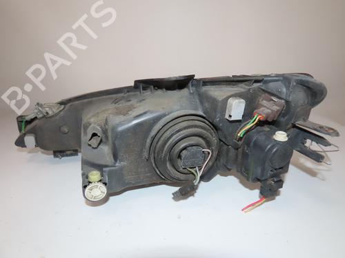 Used Right headlight PEUGEOT 206 Hatchback (2A/C) 1.1 i (60 hp) 27887108