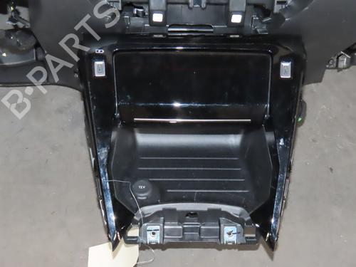 Cruscotto PEUGEOT 2008 II (UD_, US_, UY_, UJ_, UR_, UC_) 1.2 PureTech 130 (USHNS, URHNS) (130 hp) 31605554