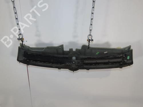 Used Grille Grille 39602331 39602331