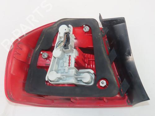 Right taillight BMW 3 (E90) 318 d | BP40051917C35 - Image 2