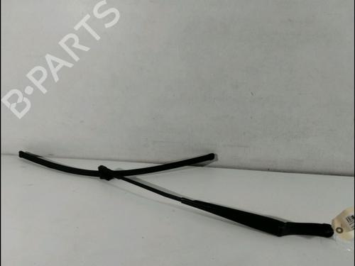 Used Front windshield wiper arm VW TOURAN (1T1, 1T2) 2.0 TDI (136 hp) 23165421