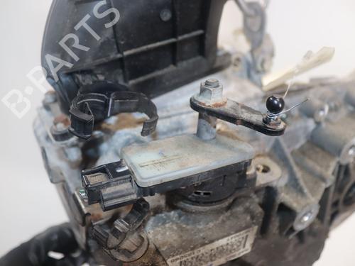 Used Gearbox Gearbox RENAULT TWINGO III (BCM_, BCA_) Z.E: (BCA1) (82 hp) 33478885 33478885