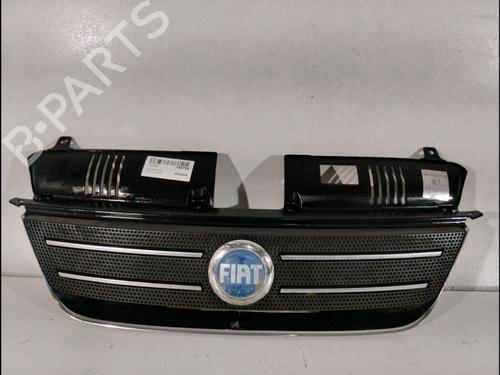 Grill/Gitter FIAT IDEA (350_) 1.3 D Multijet (70 hp) 13031450