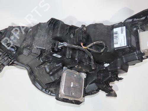 Scheinwerfer rechts für RENAULT MEGANE IV Hatchback (B9A/M/N_) 1.5 Blue dCi 115 (B9A6) (116 hp) 30652081