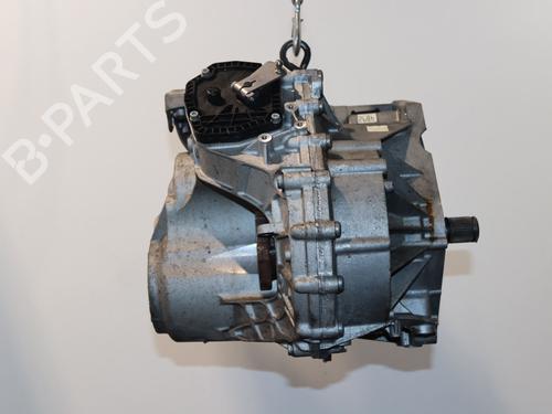Used Gearbox VW GOLF VIII (CD1, DA1) 1.5 eTSI (150 hp) 23160156