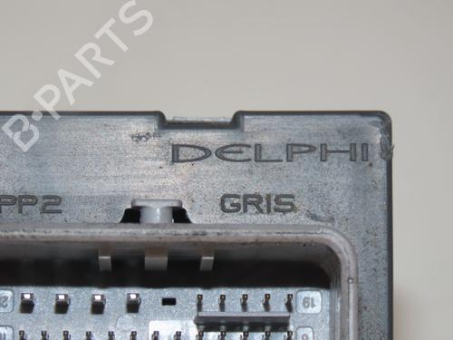 Used Fuse box CITROËN C4 Picasso I MPV (UD_) 1.6 HDi 110 (112 hp) 30501869