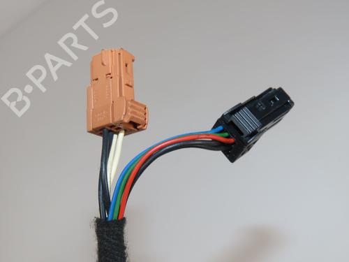 Used Right mirror PEUGEOT 207 (WA_, WC_) 1.6 HDi (90 hp) 31151974