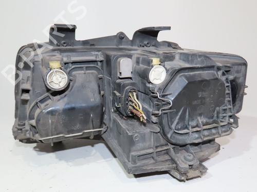 Used Right headlight AUDI A4 B6 Avant (8E5) 1.9 TDI (130 hp) 23164695