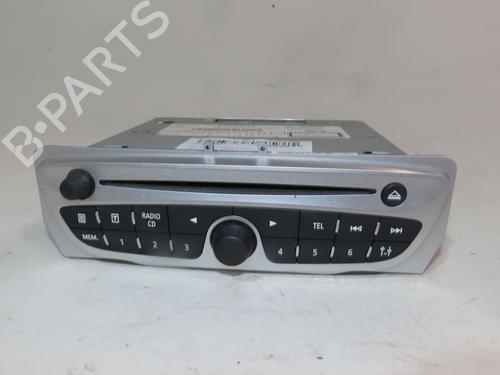 Used Radio RENAULT SCÉNIC III (JZ0/1_) 2.0 dCi (JZ0Y, JZ26) (150 hp) 18352490
