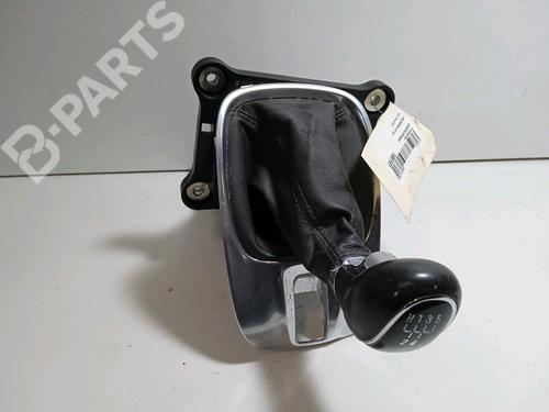 Used Gear lever OPEL MERIVA B MPV (S10) 1.4 (75) (120 hp) 9761823
