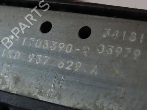 Used Fuse box VW GOLF VI (5K1) 2.0 TDI (140 hp) 26014596