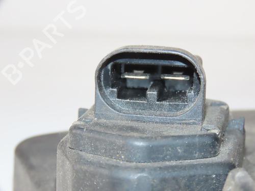 Used Radiator fan RENAULT CLIO II (BB_, CB_) 1.9 D (B/CB0E, BB0J) (64 hp) 23159745