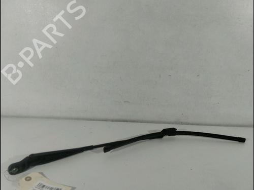 Used Front windshield wiper arm SKODA FABIA II (542) 1.2 TSI (86 hp) 14901142