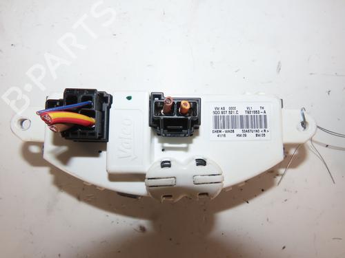 Varmeblæsermodstand VW GOLF VII (5G1, BQ1, BE1, BE2) 1.6 TDI (110 hp) 29758731