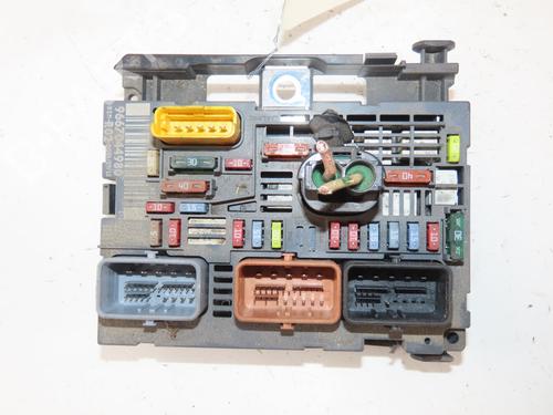 Fuse box CITROËN C5 III (RD_) 2.0 HDi (RDRHD8, RDRHDJ, RDRHR8, RDRHRJ) | BP38627760E1 - Image 3