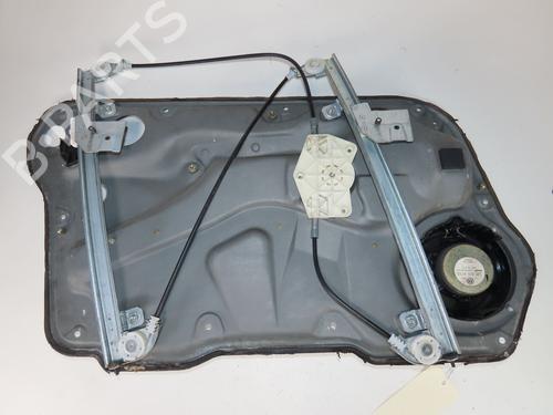 Rudehejsemekanisme Højre foran VW BORA I (1J2) 1.9 TDI | BP31031080C23