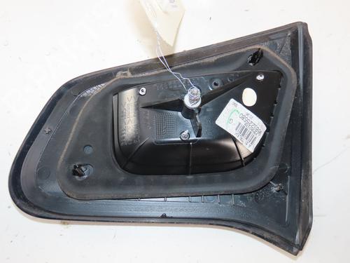 Farolim esquerdo da mala Farolim esquerdo da mala CITROËN C3 II (SC_) 1.0 VTi 68 (68 hp) 33632662 33632662