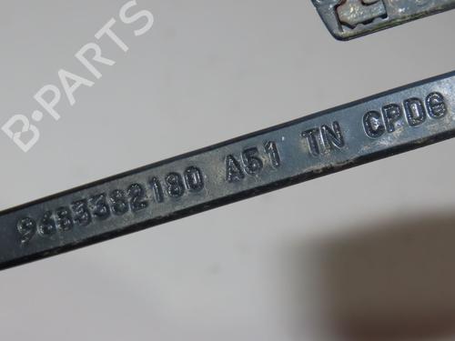 vindspejlsviskerarm-citroen-c3-ii-sc_-2009-25015445 main image