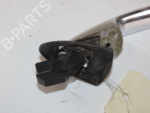 Used Front left exterior door handle Front left exterior door handle 38298201 38298201