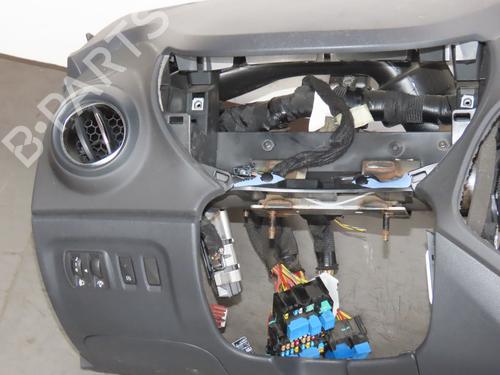 Instrumentbræt RENAULT CAPTUR I (J5_, H5_) 1.2 TCe 120 | BP36172196C46 - Image 3
