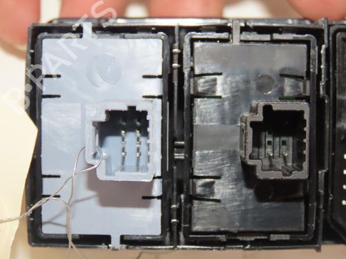 Mirror switch DACIA SPRING EV (B6M1) | BP37276875I25 - Image 2