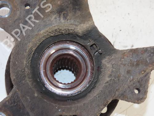 Used Right front steering knuckle RENAULT CLIO III Grandtour (KR0/1_) 1.2 16V (KR0P) (101 hp) 30955580