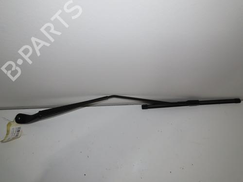 Used Front windshield wiper arm DACIA SANDERO III 1.0 TCe 90 (91 hp) 15842750