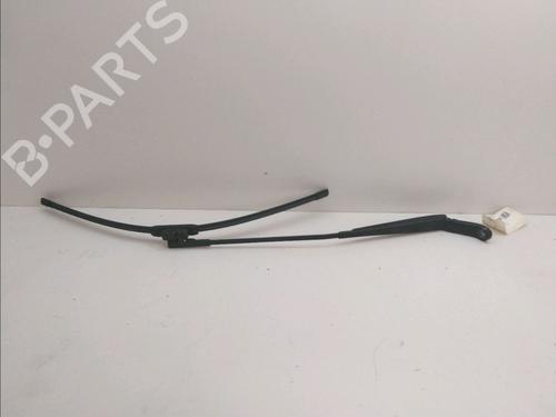Used Front windshield wiper arm PEUGEOT 407 (6D_) 2.0 HDi 135 (6DRHRH, 6DRHRE, 6DRHRG, 6DRHRJ) (136 hp) 14901166