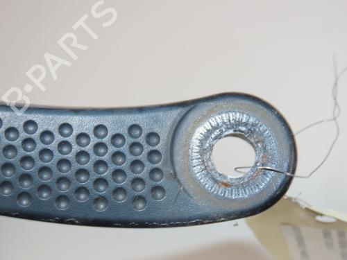 Used Front windshield wiper arm RENAULT CLIO III (BR0/1, CR0/1) 1.5 dCi (C/BR0G, C/BR1G) (68 hp) 31152036