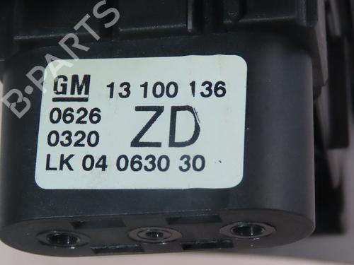 Used Headlight switch OPEL ASTRA H (A04) 1.4 (L48) (90 hp) 26335887