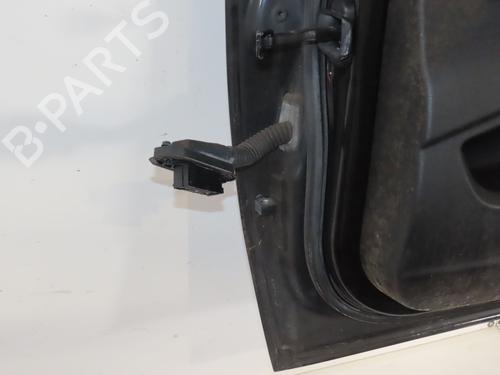 Used Right front door Right front door 37675686 37675686