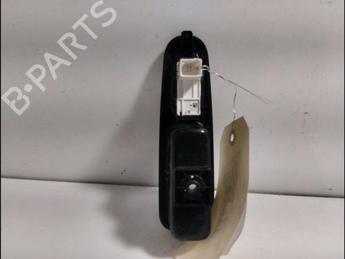 Used Right rear window switch CITROËN C3 III (SX) 1.2 PureTech 82 (83 hp) 10686085