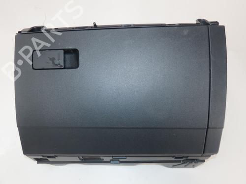 Handskerum VW GOLF VIII (CD1, DA1) 2.0 GTI Clubsport | BP38761600C95 - Image 4