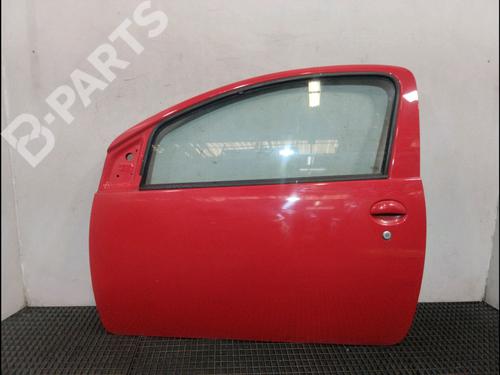Used Left front door TOYOTA AYGO (_B1_) 1.0 (KGB10_, KGB10R) (68 hp) 10563295