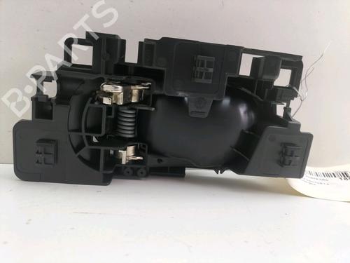 Venstre bagtil invendig håndtag CITROËN C4 CACTUS 1.6 HDi 90 (92 hp) 11251903